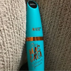 Amuse black mascara